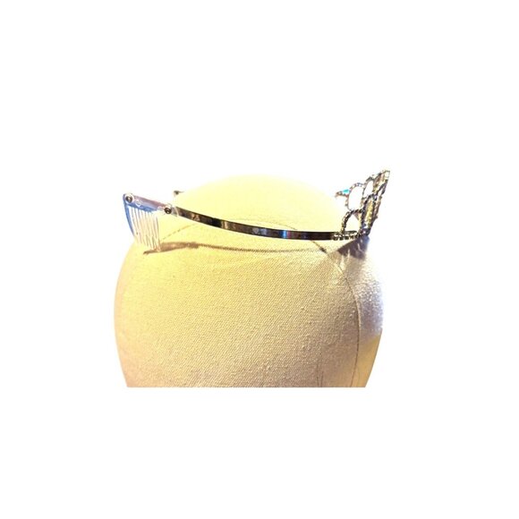 Quinceañera Tiara Rhinestone Heart Design With "15" Charm & Comb Clips - Picture 5 of 5